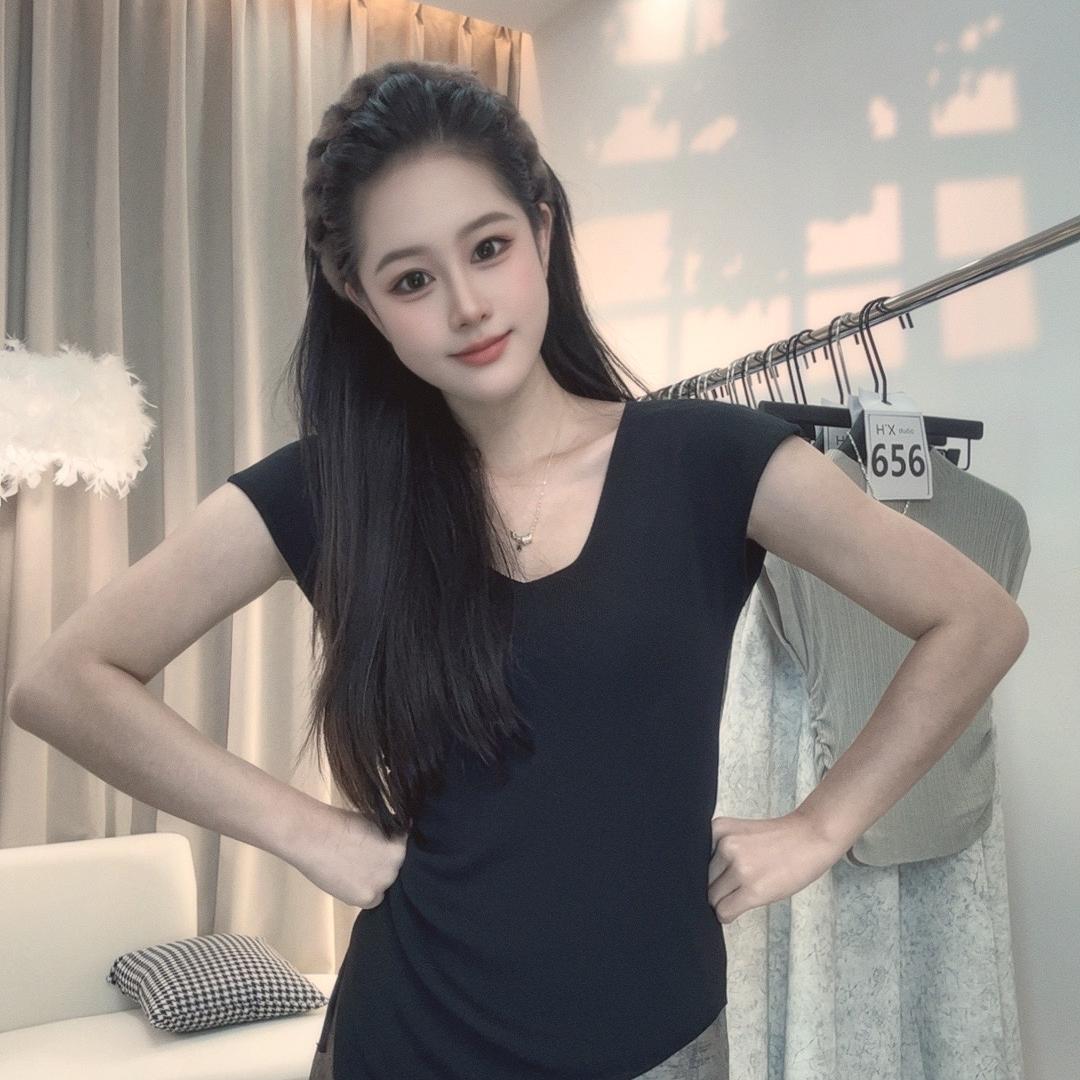 婷屿服饰