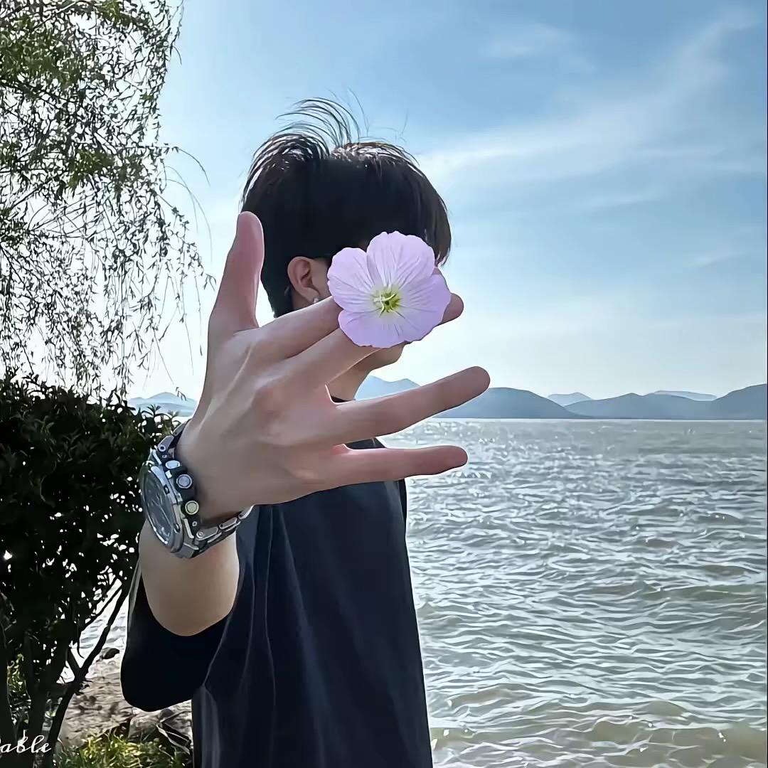 blue电竞工作室2号