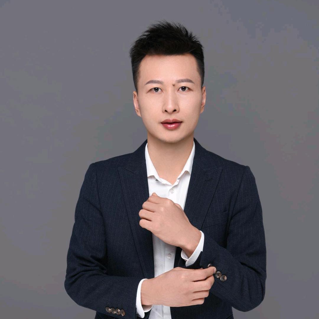 张国潮男士馆.吕鹏