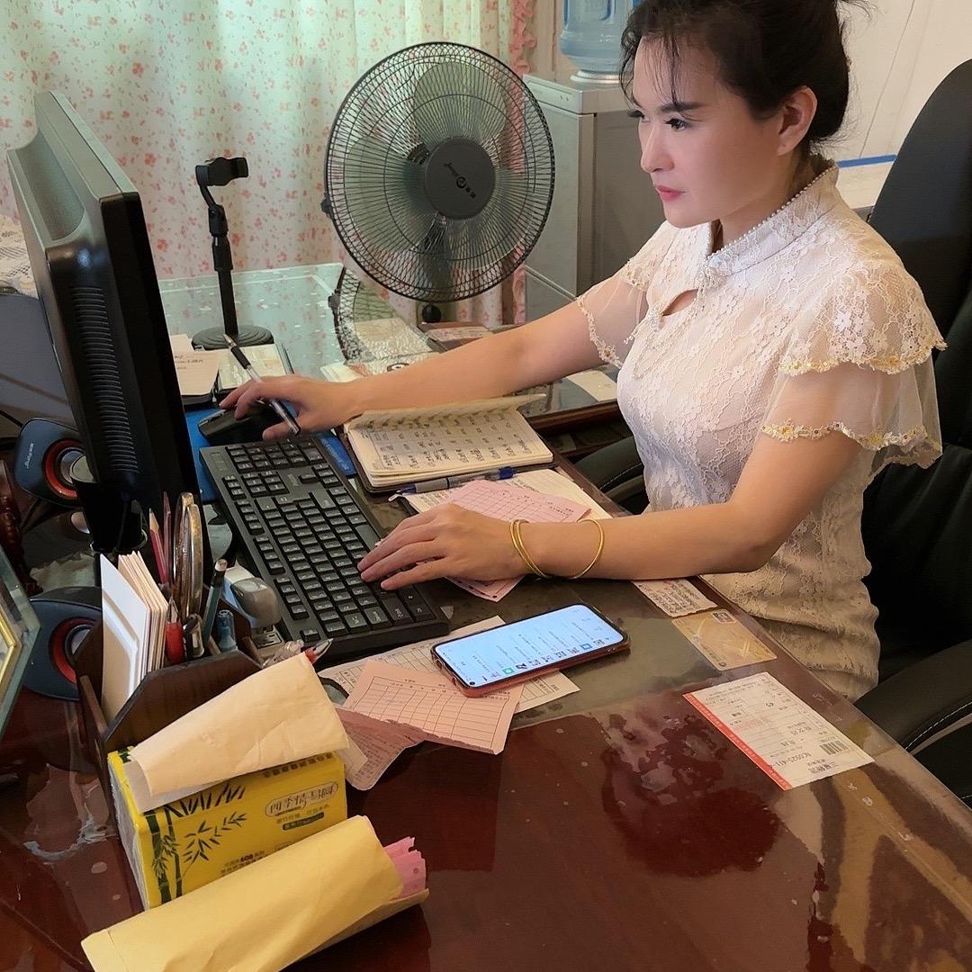 湘东区园萍内衣晚安家纺