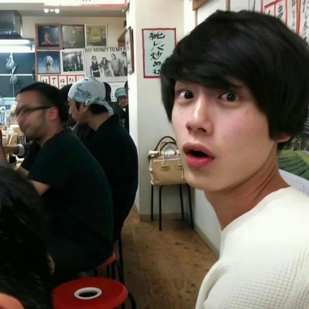 恩。