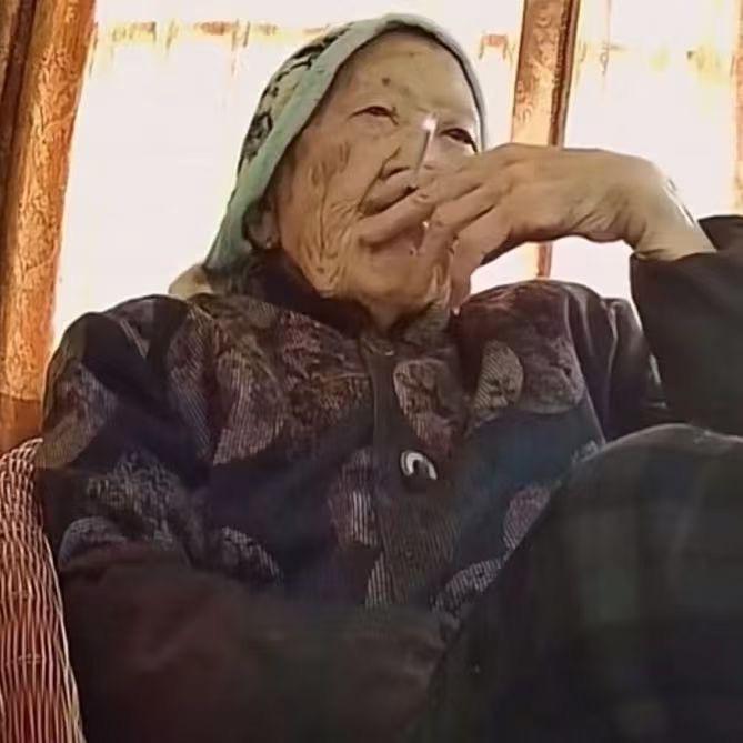 步步回头凝望