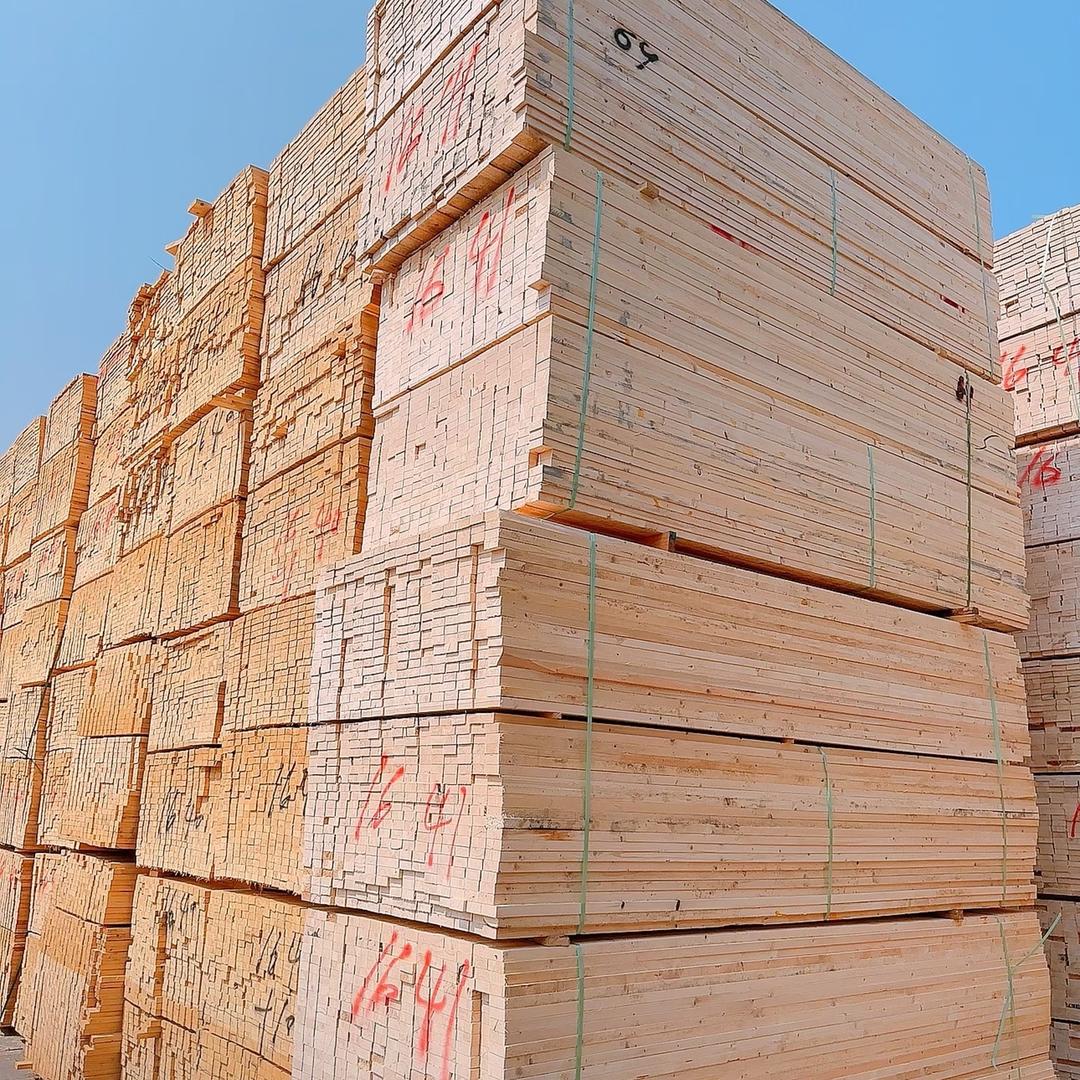 新乡市万豪木业销售方木模板回收工地废品