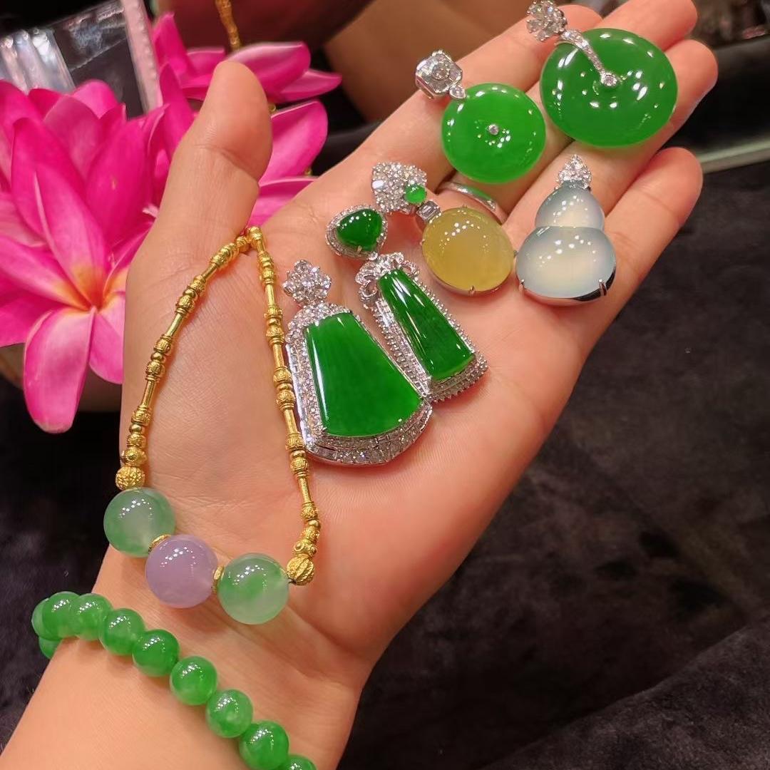 伊诺翡翠珠宝首饰