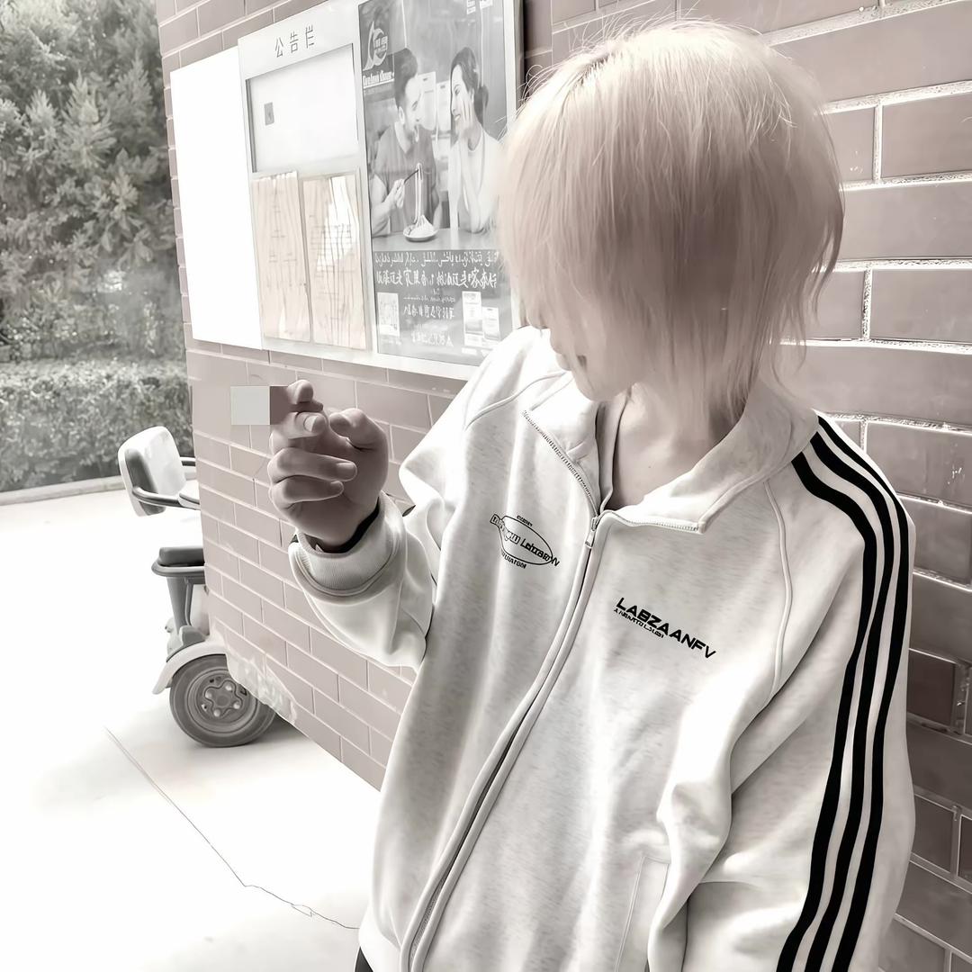呆呆杰