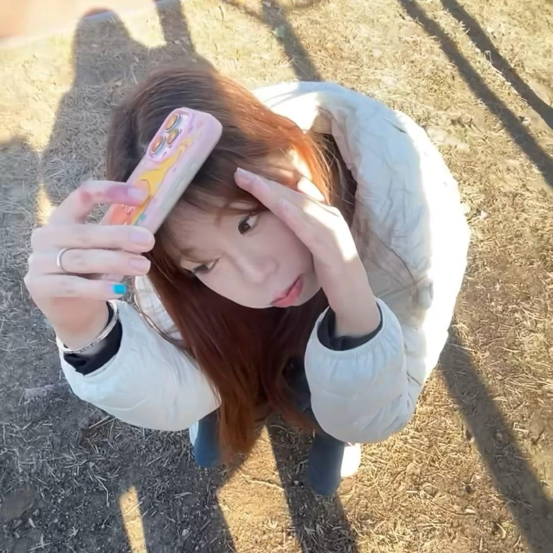 窝家里.