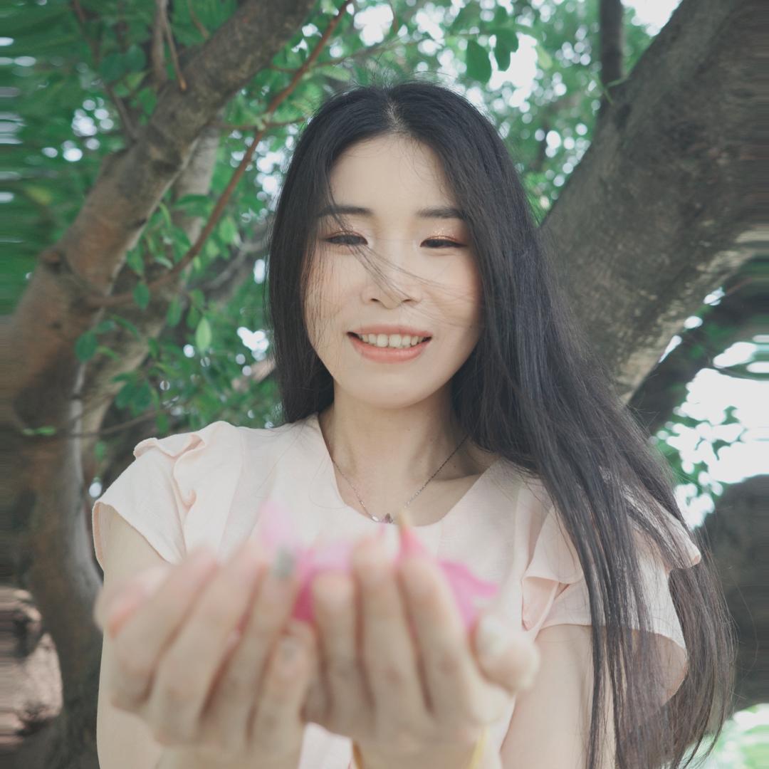 潘潘的衣橱