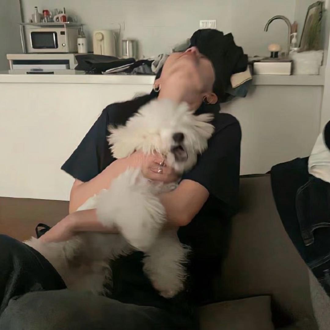 恩.