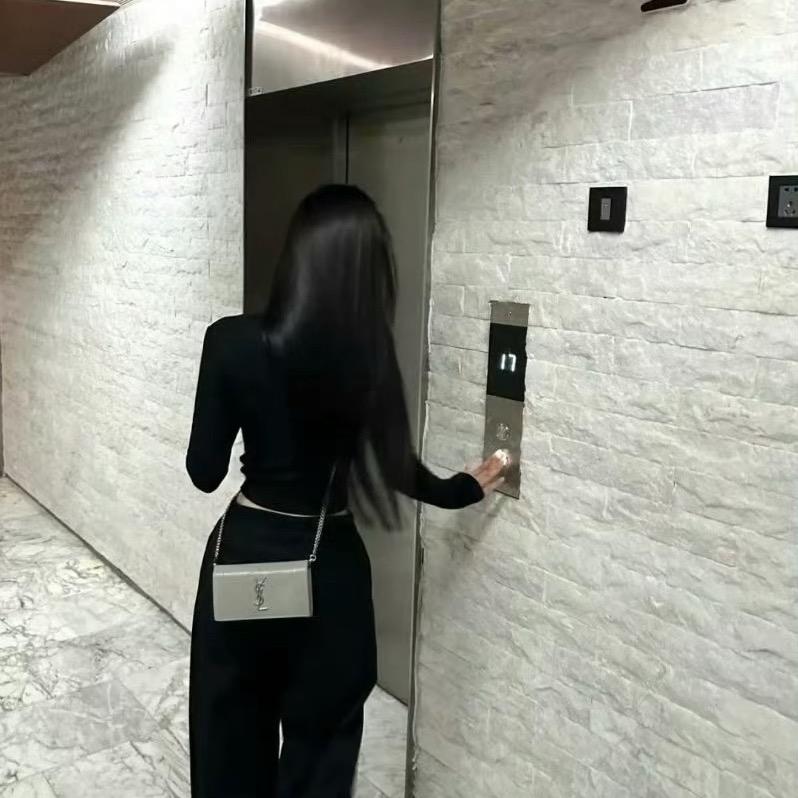 张张张。