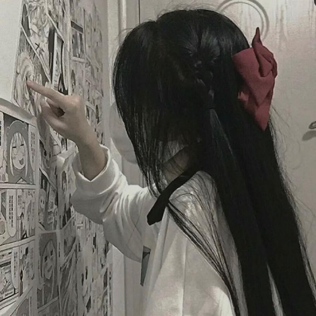 EMILIA桃