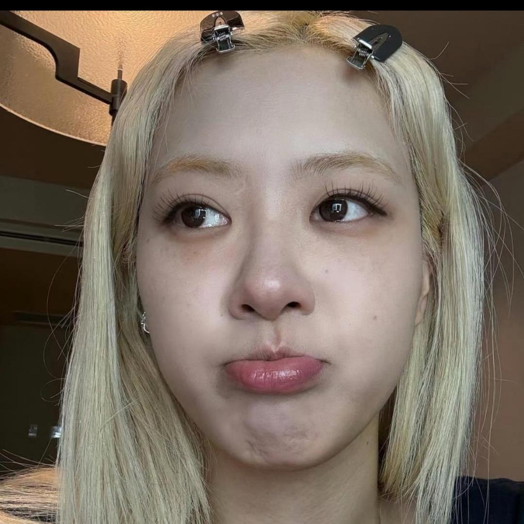 ︉  ㅤ肆  ㅤ ︋︍