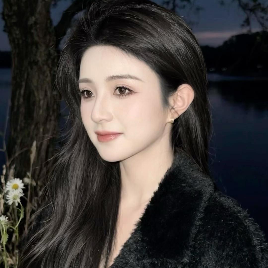 1996何小姐的春夏秋冬