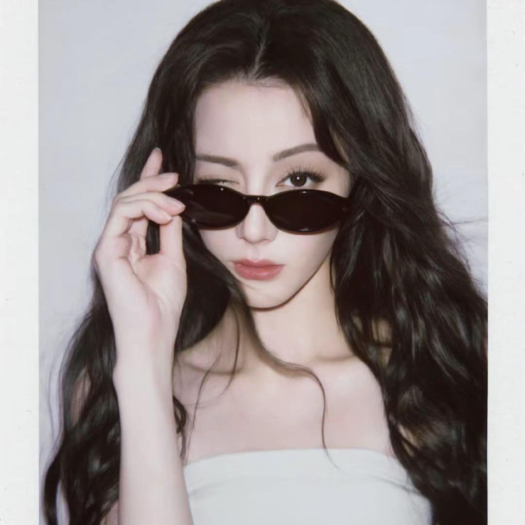 晴子.