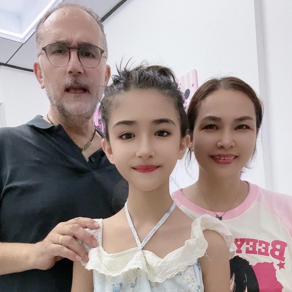 小混血梓琳
