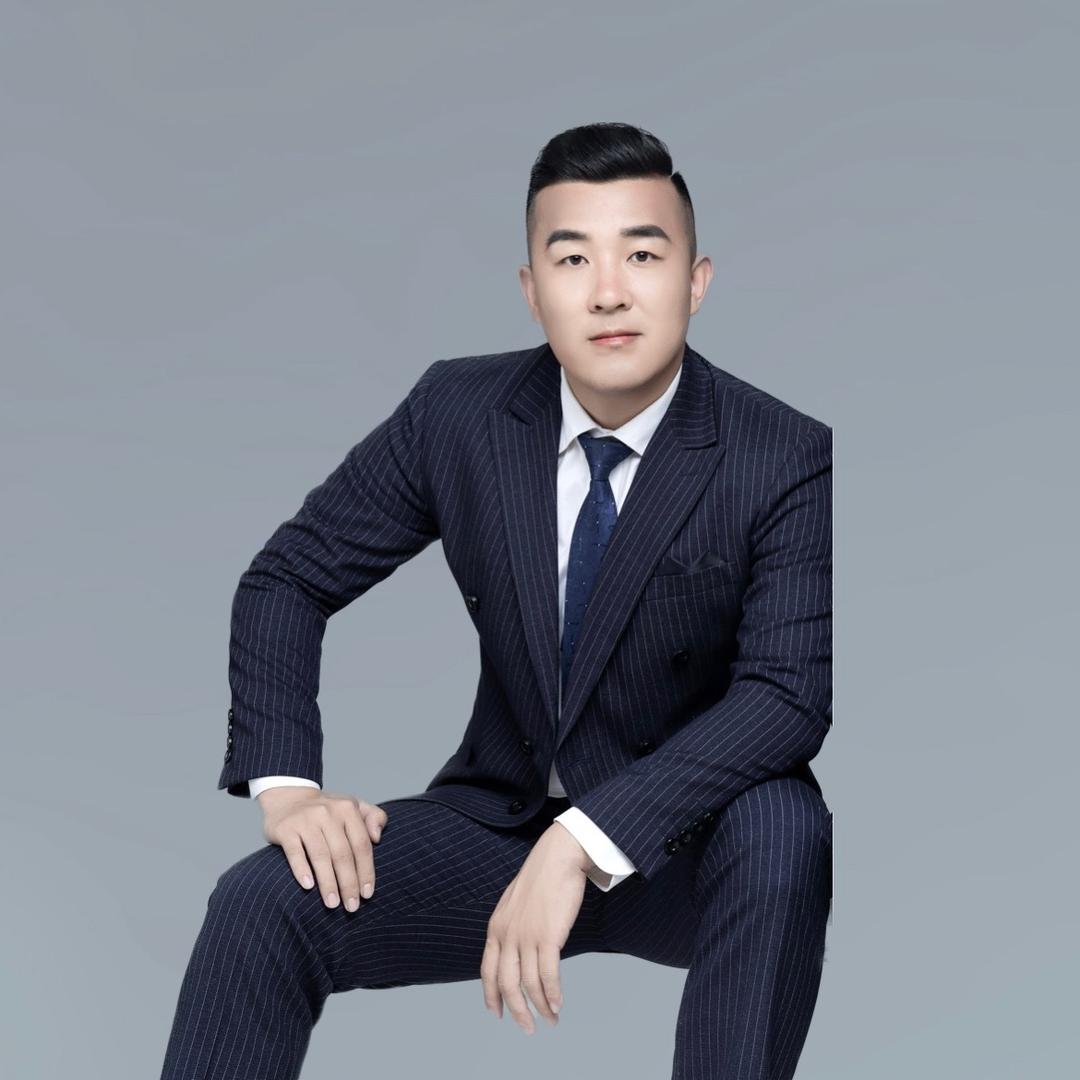 腾发二手车三金玩商务