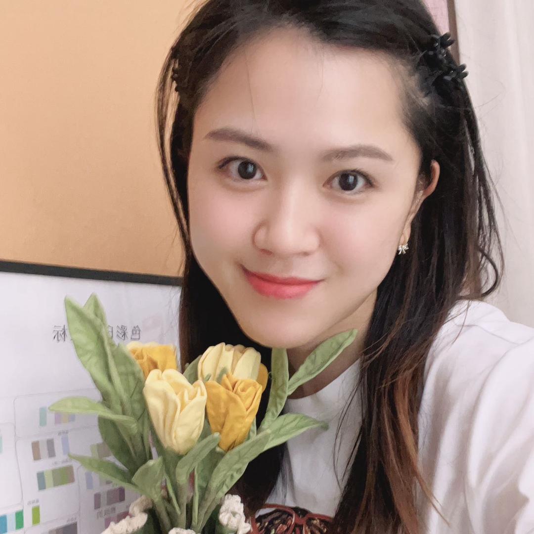 淘玖玖成都窗帘墙布工厂店