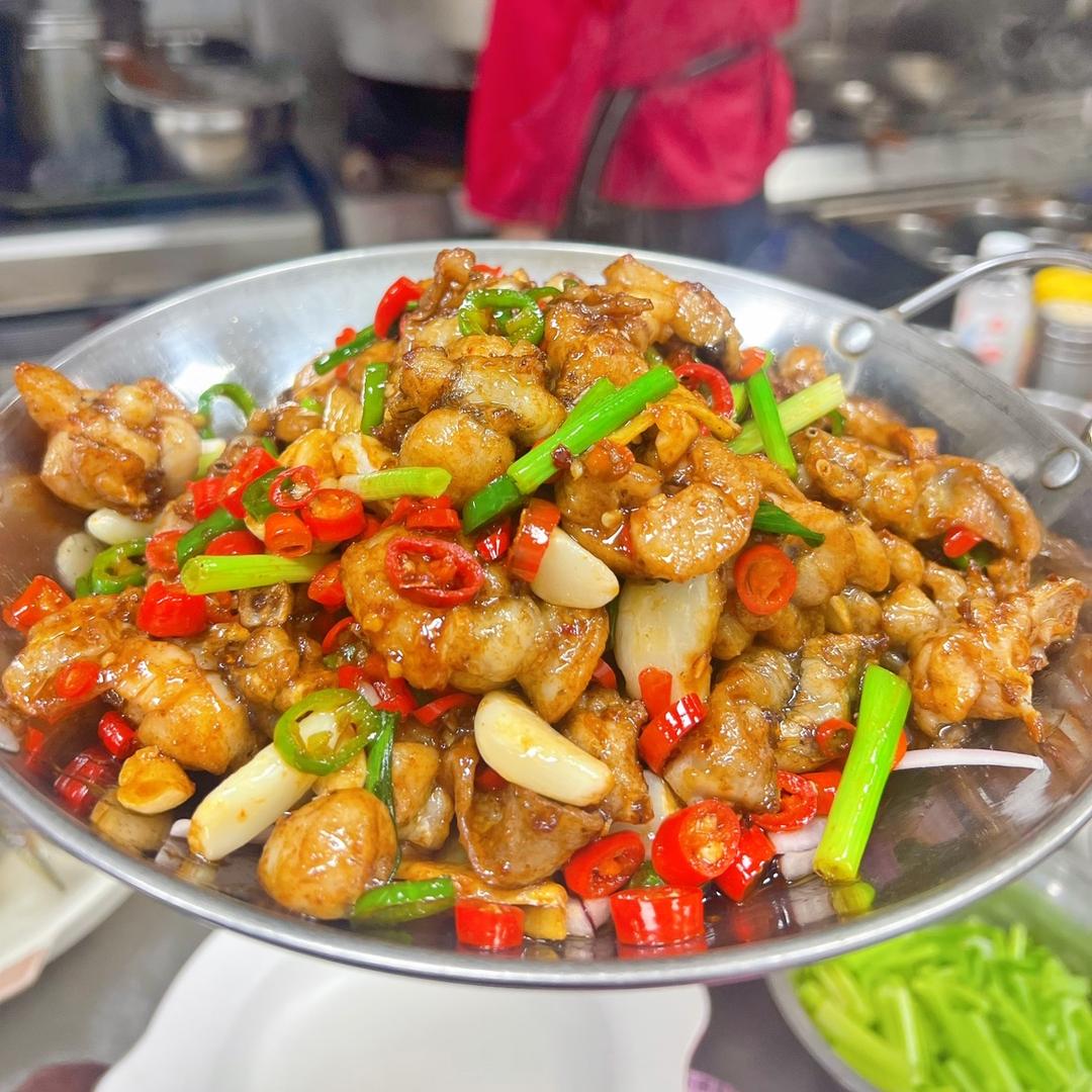 沭阳县小萝卜湘菜馆
