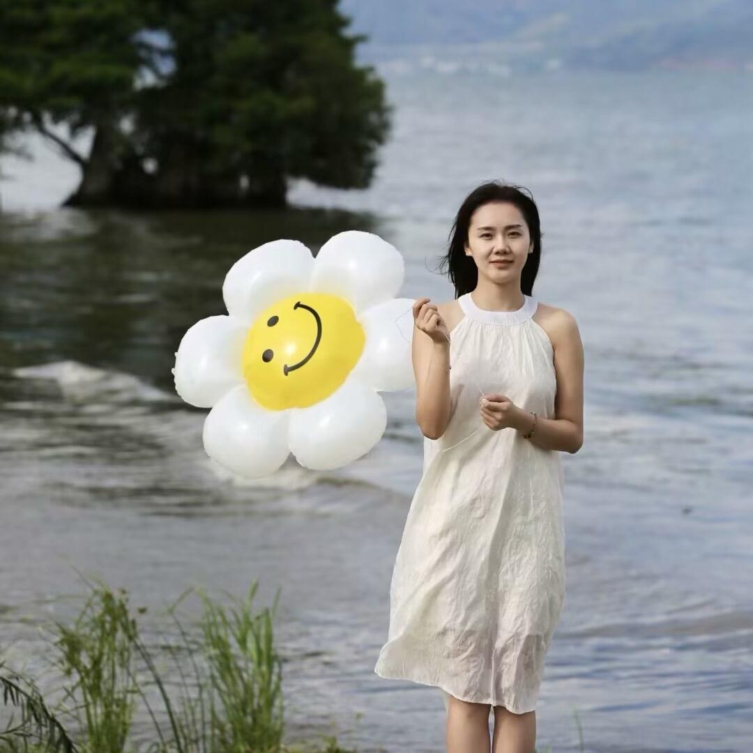 爱画画的小赵