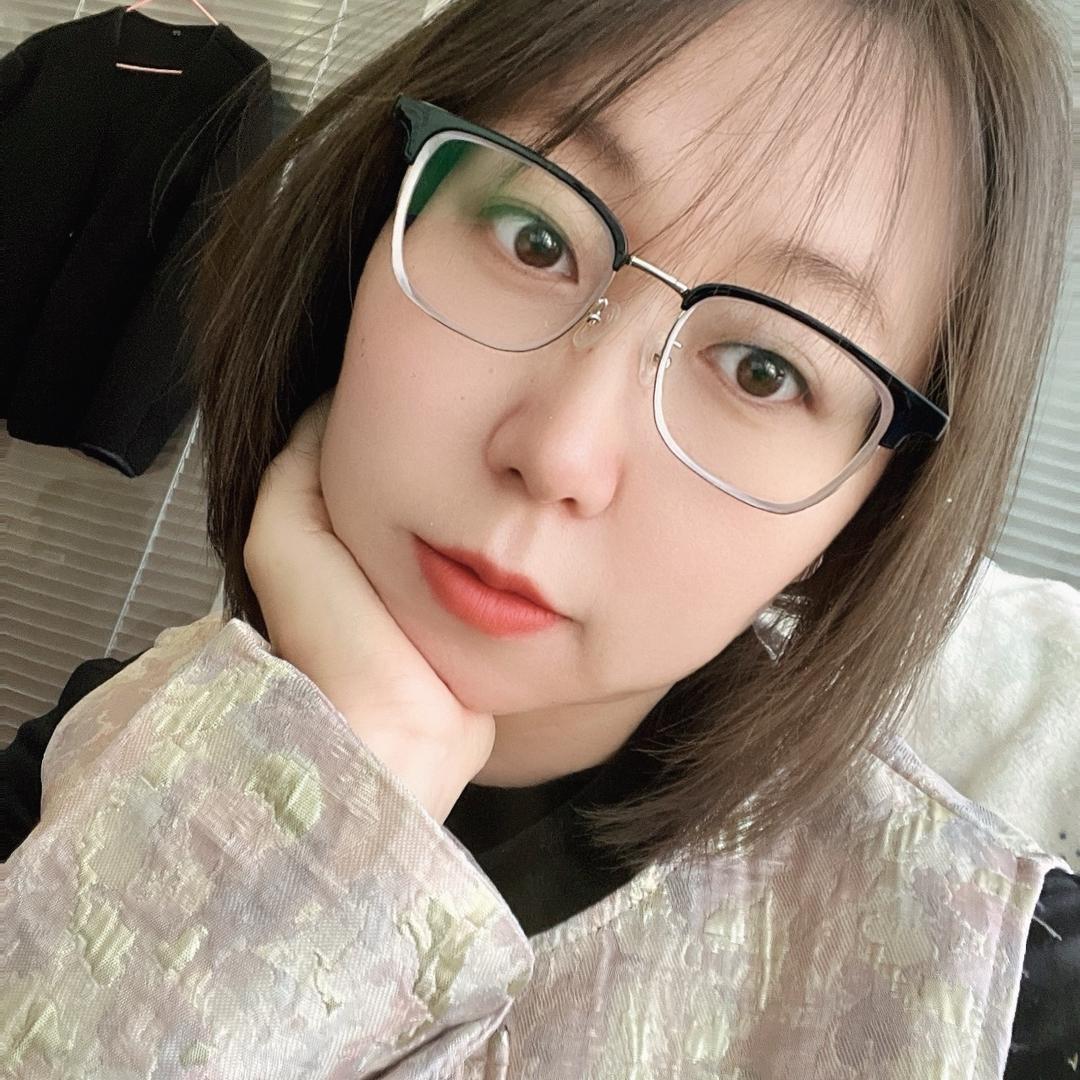 一只小熊🐻