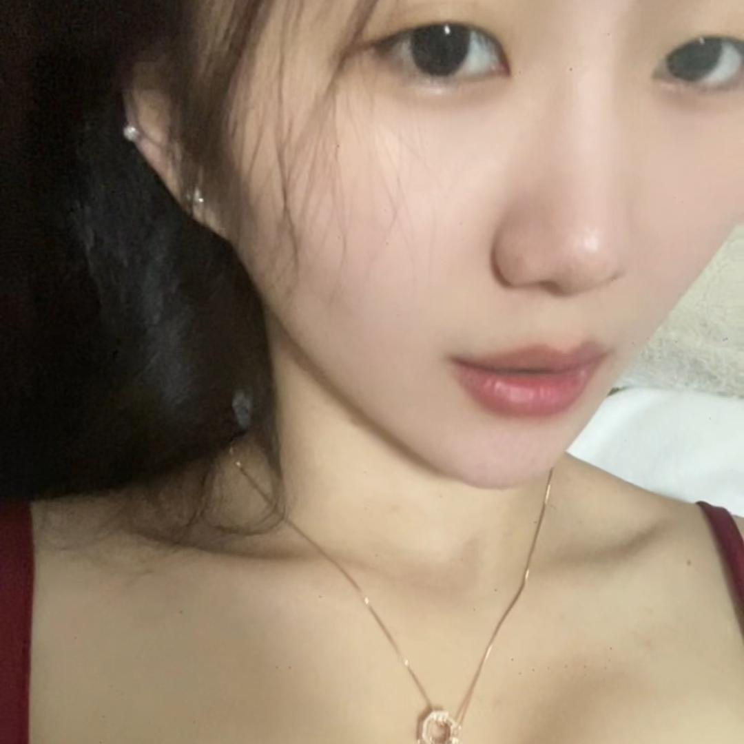 艳木丽