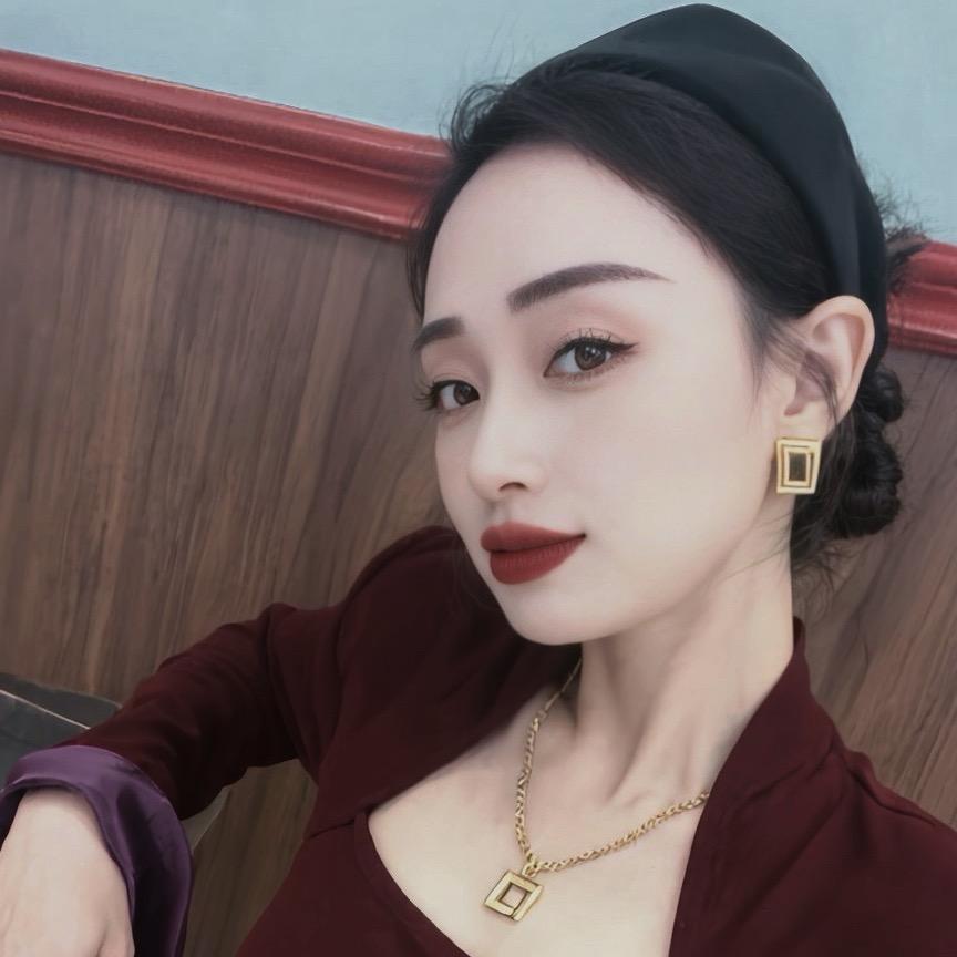 勉县SOLO极简女装