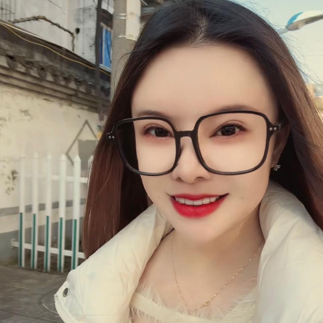 余锦桐零食铺子