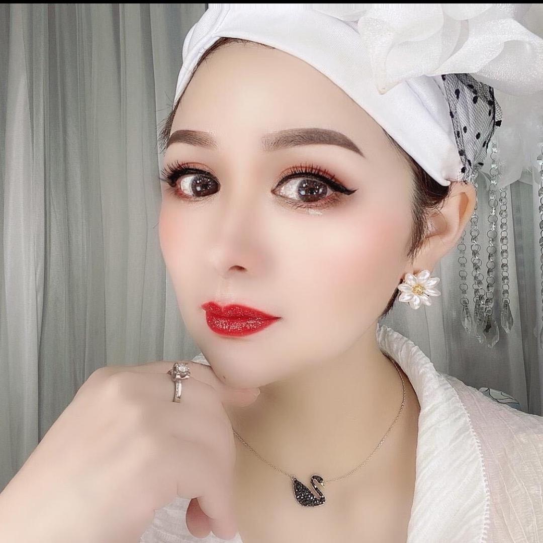 琳琳美妆博主分享（橱窗自助下单）