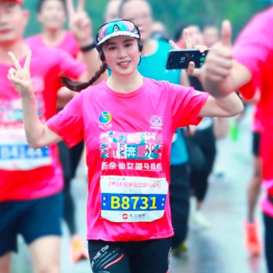 思思🍒鞋城💞