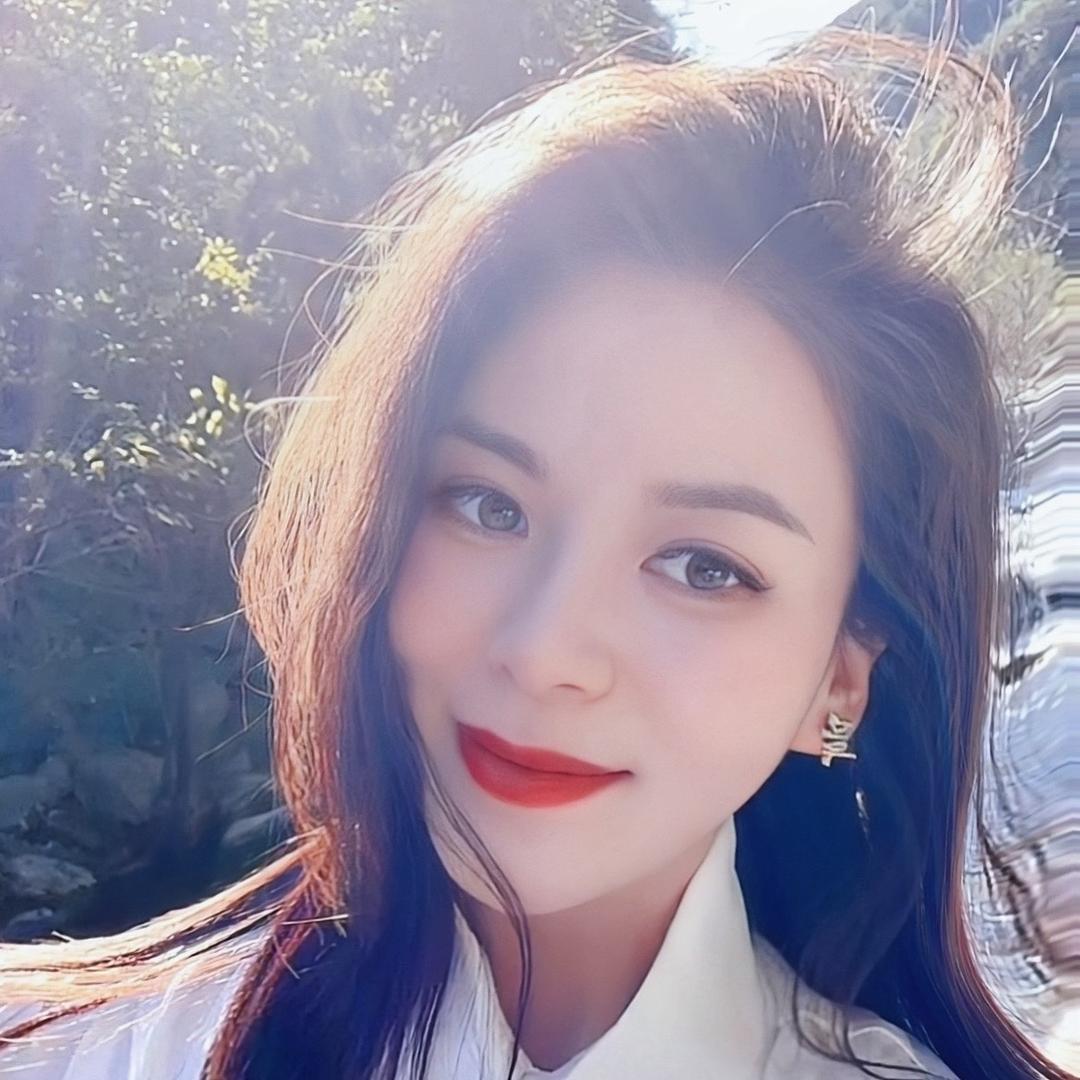 简茉•JIANMO 服饰店🩵