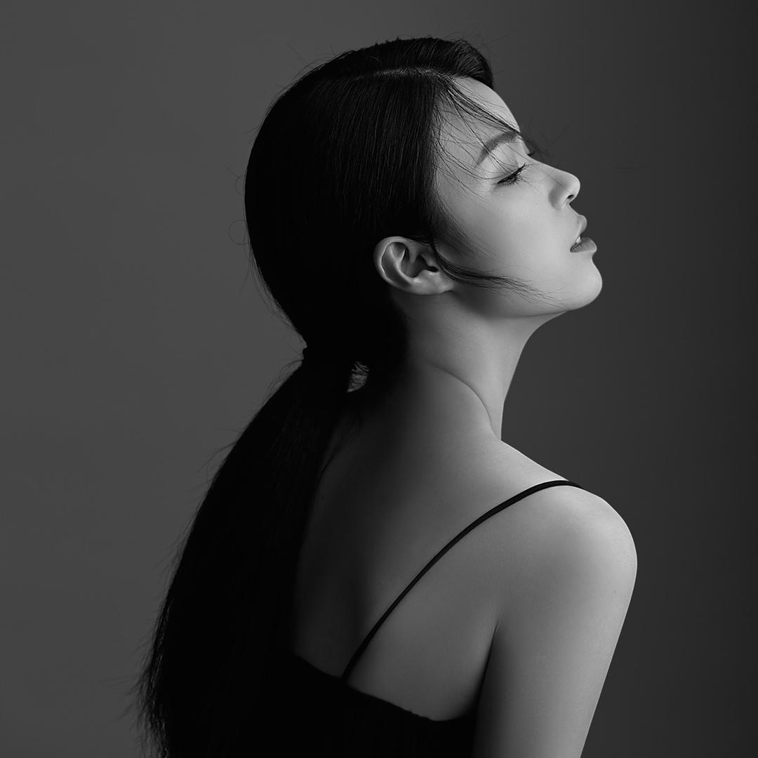 广昌红舞裙舞蹈 璐璐