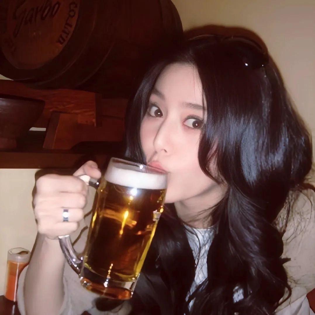 iam小何包蛋_