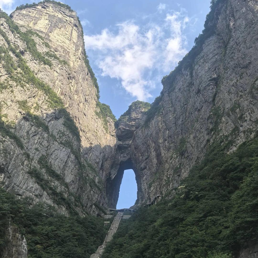 与世无争