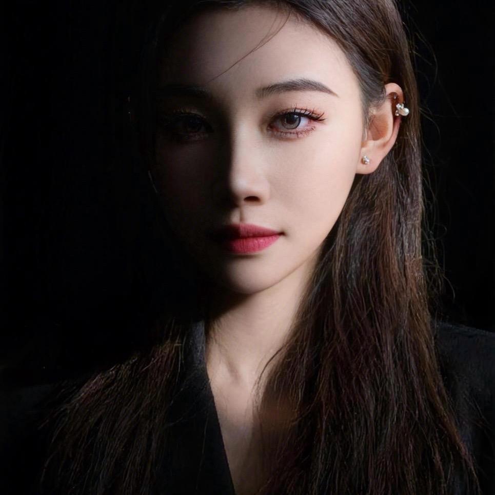 悲伤小菜.