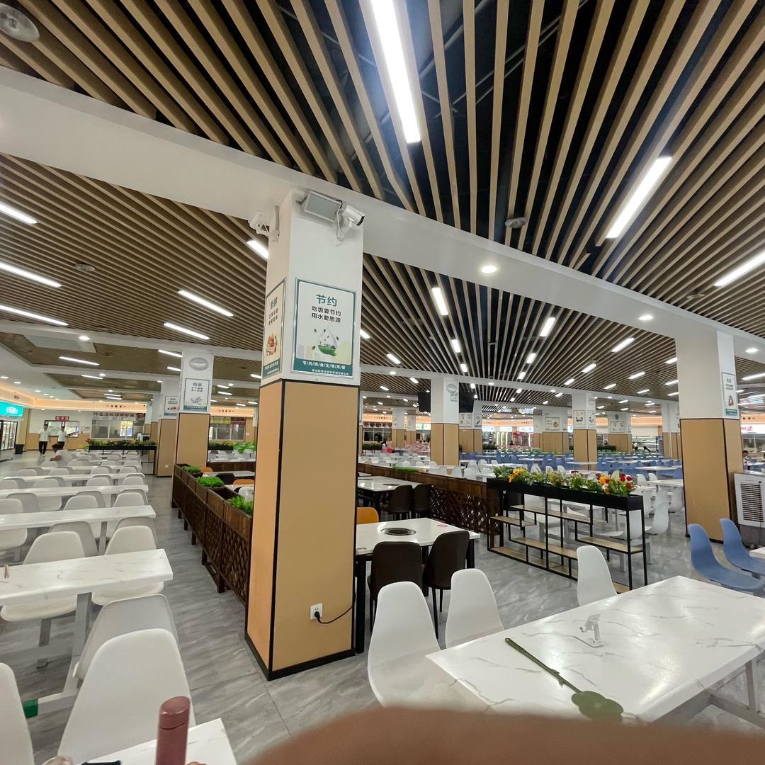 贵阳汽车工业技术学校付老师