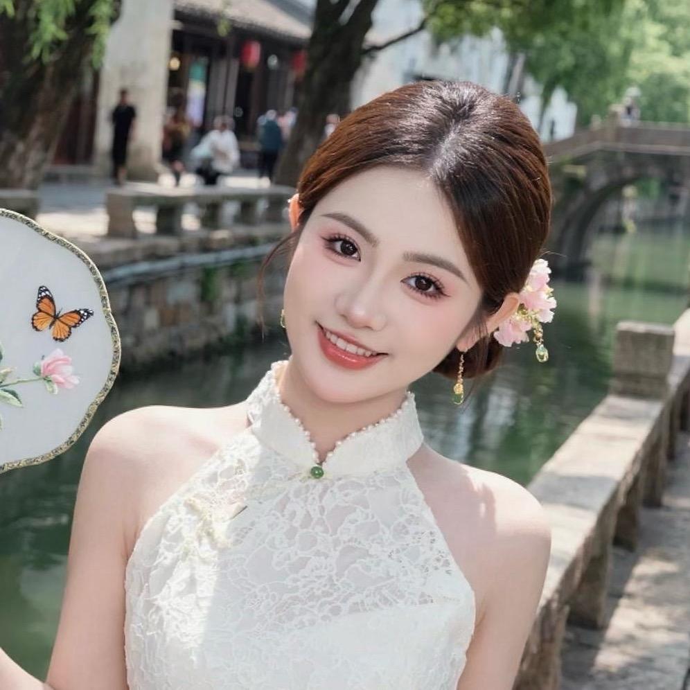 化妆师曾湘桃（小助理）