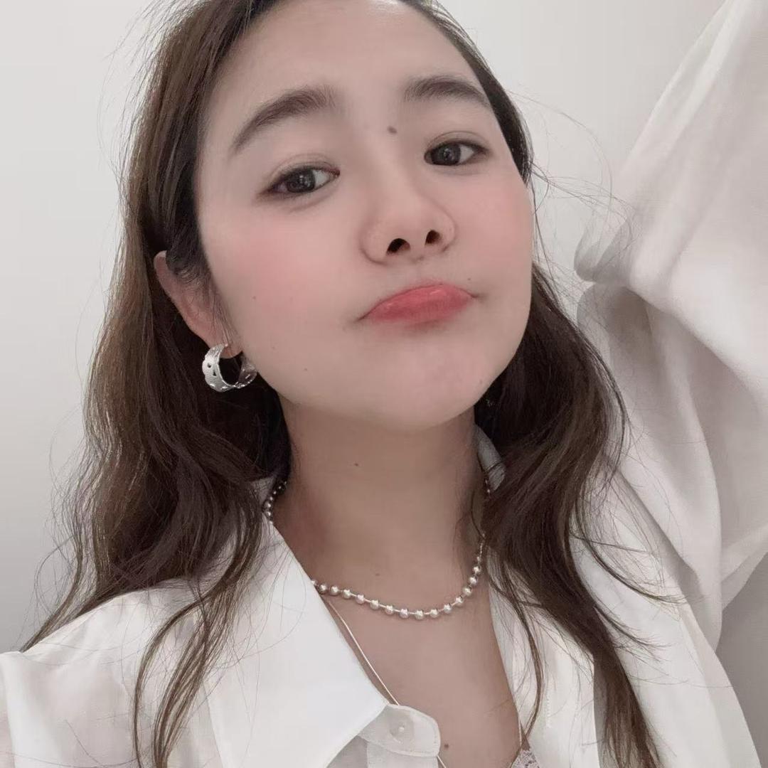 小蛋黄.yolk女装店