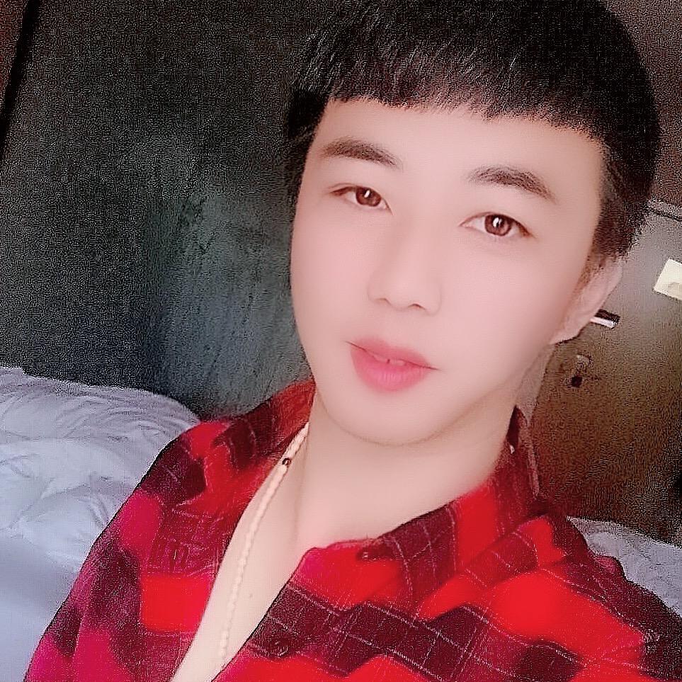 小华歌🍃（唱歌）