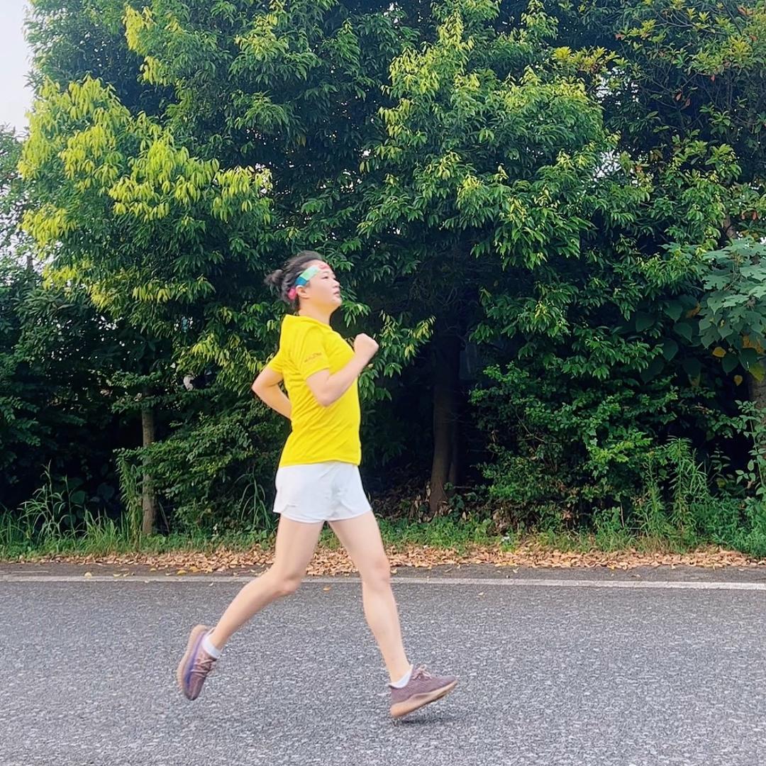 敏敏爱跑步