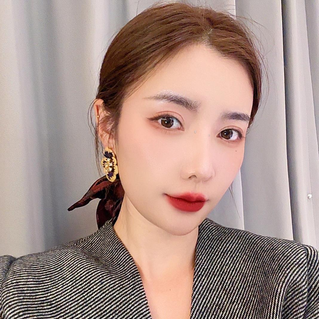 颜十一婚纱礼服挂样衣