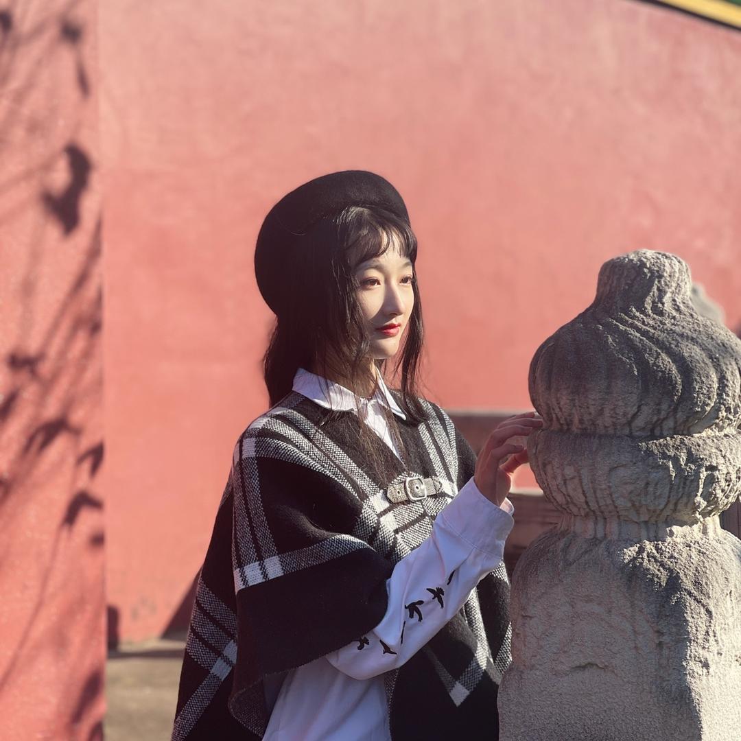 十七吖（好物在橱窗）