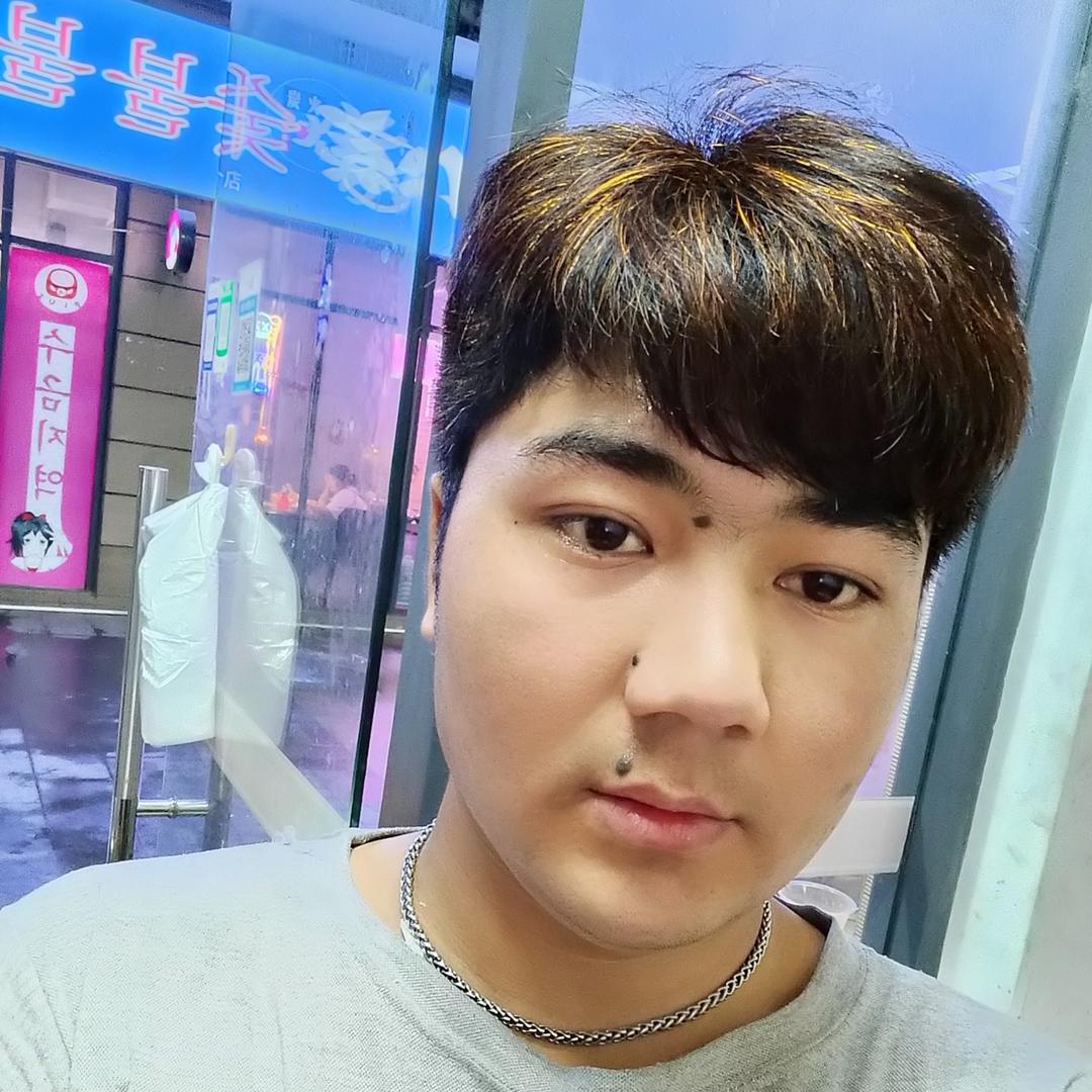 爱你 dima 哥 bizar 🧐