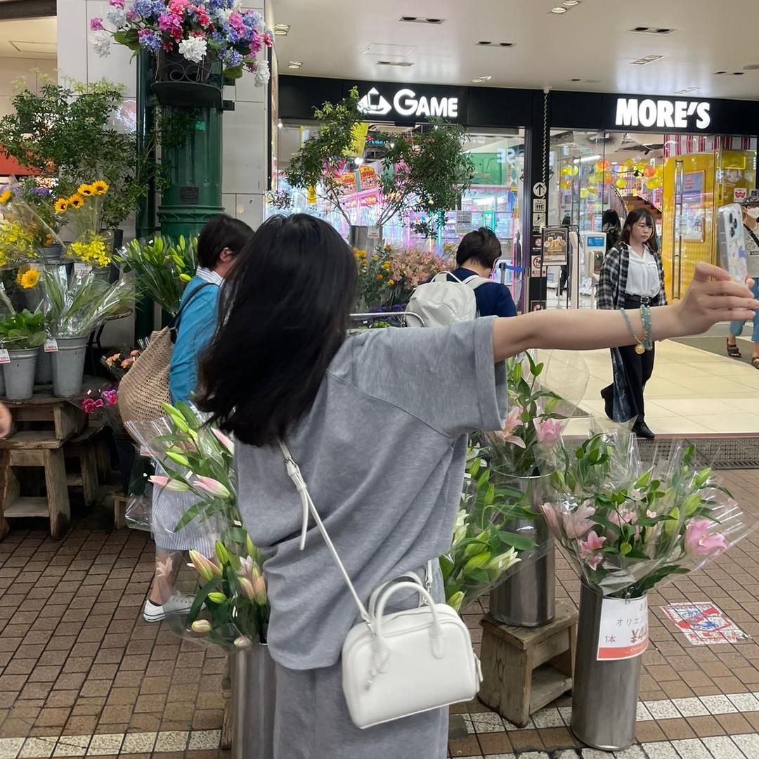 来了老黄