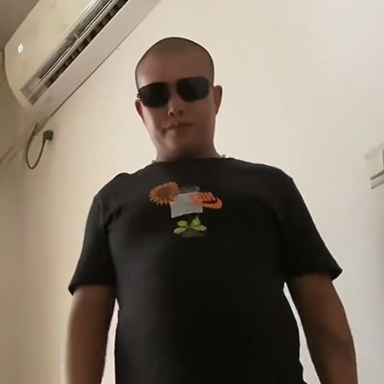 大山走出来的孩子