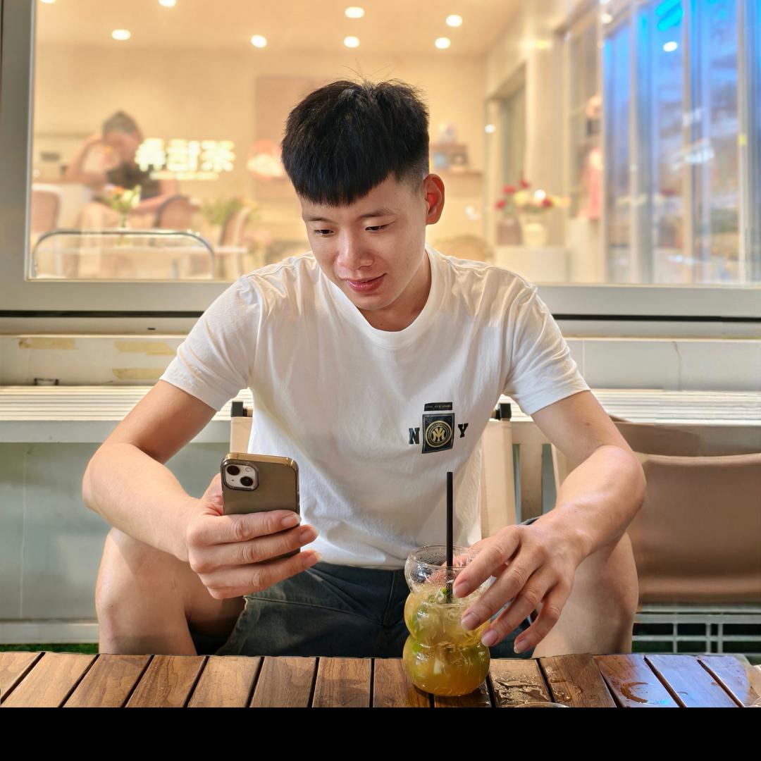 廉 江  。黄宗泽