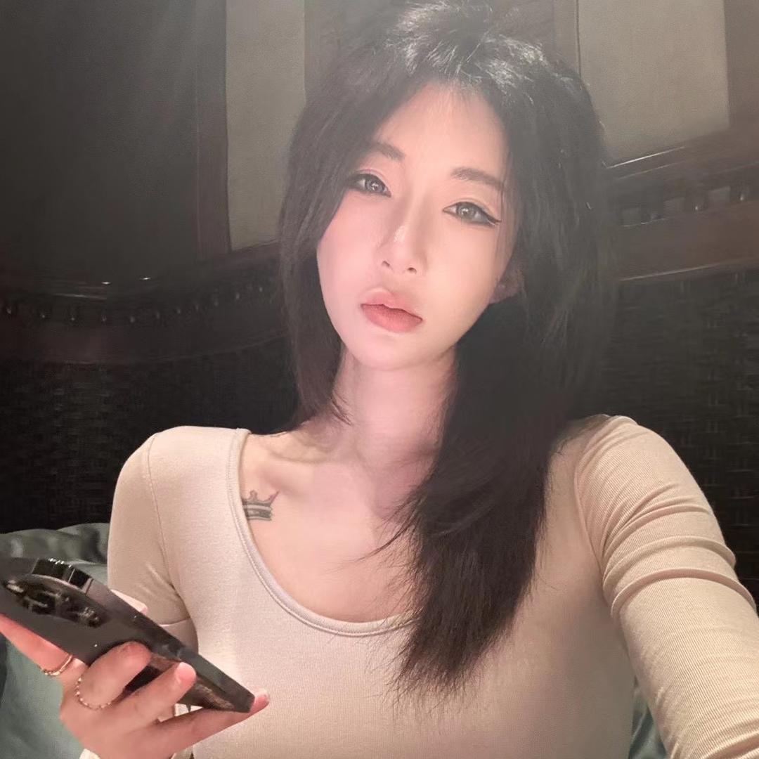 Verywu新中洲服装店