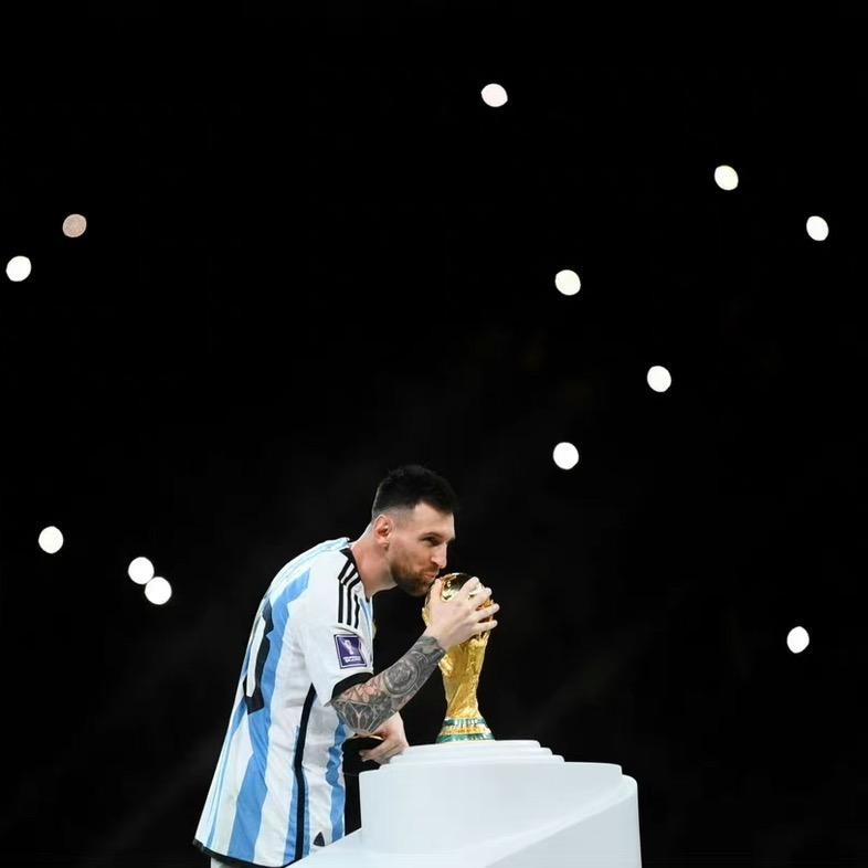 L.MESSI