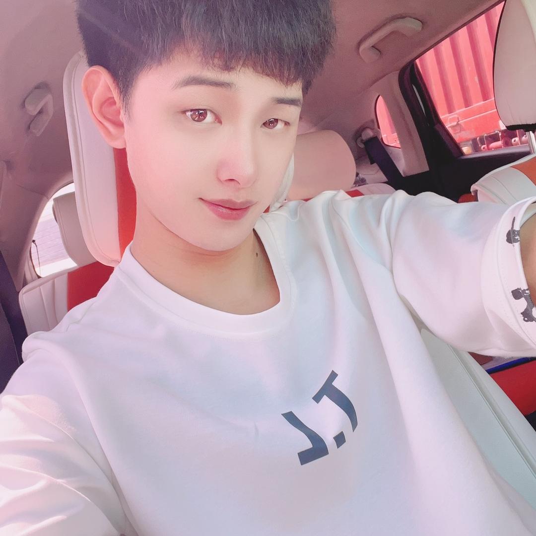 ༺零零柒้้้้࿐