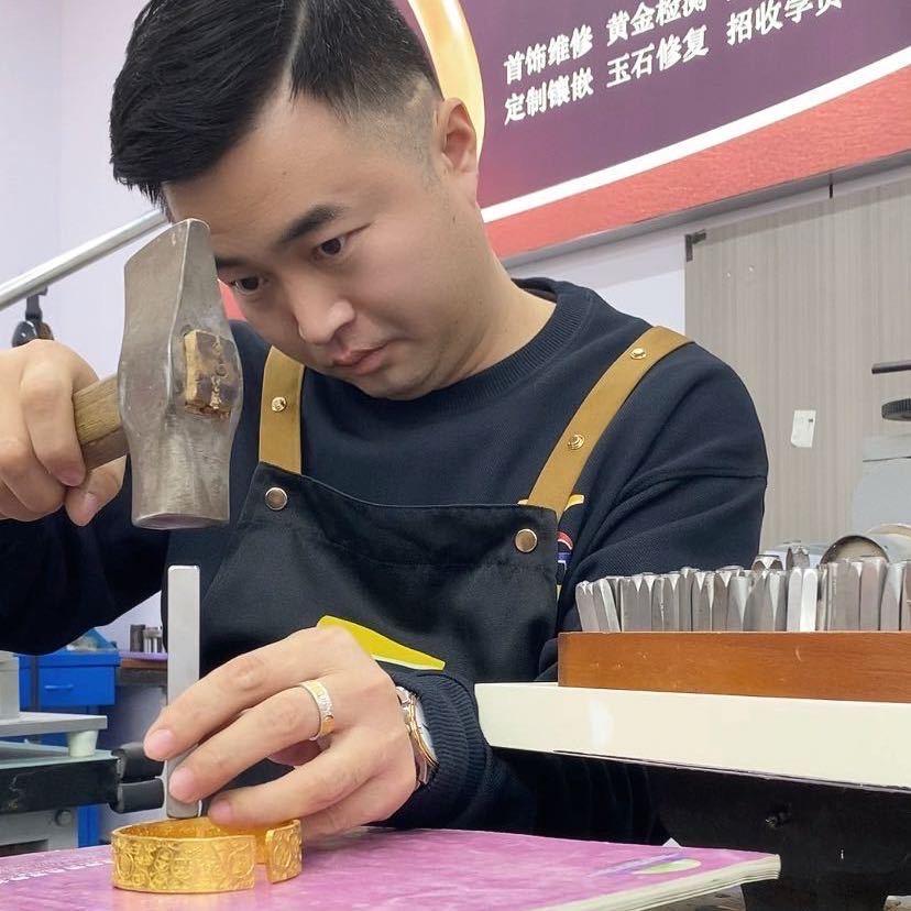 石家庄阿拓打金铺