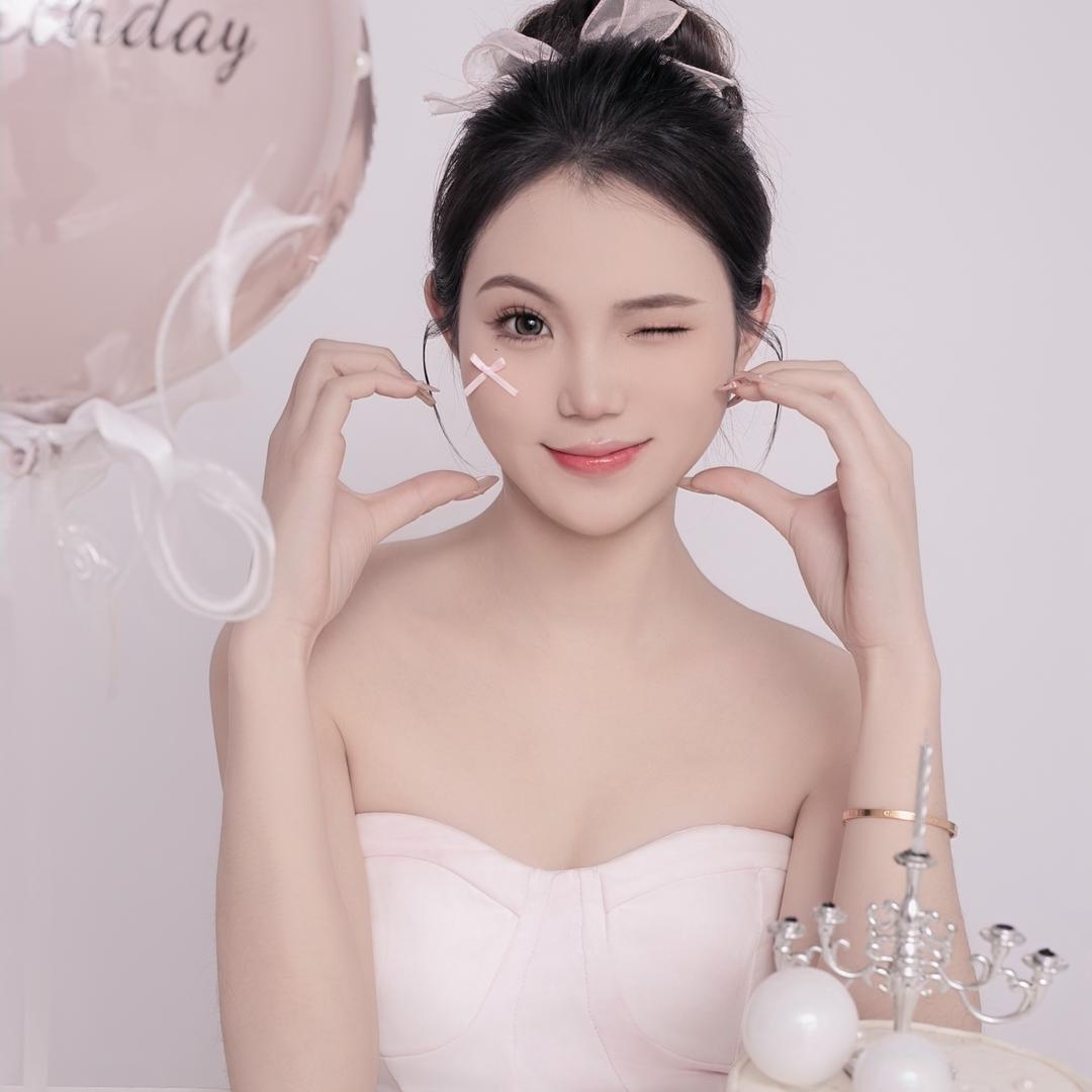 ChenChen.