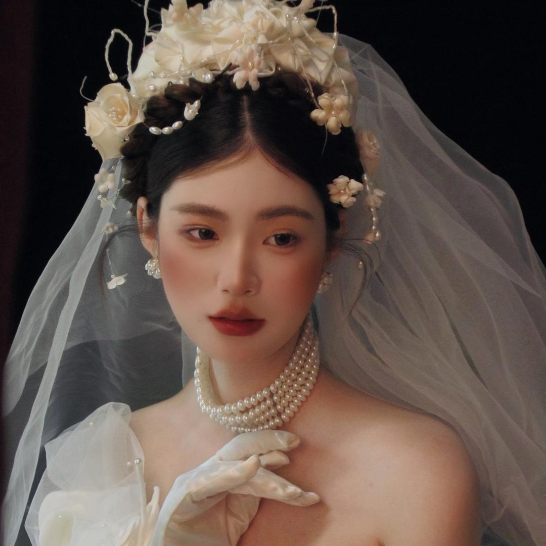 商南化妆师·莫莉